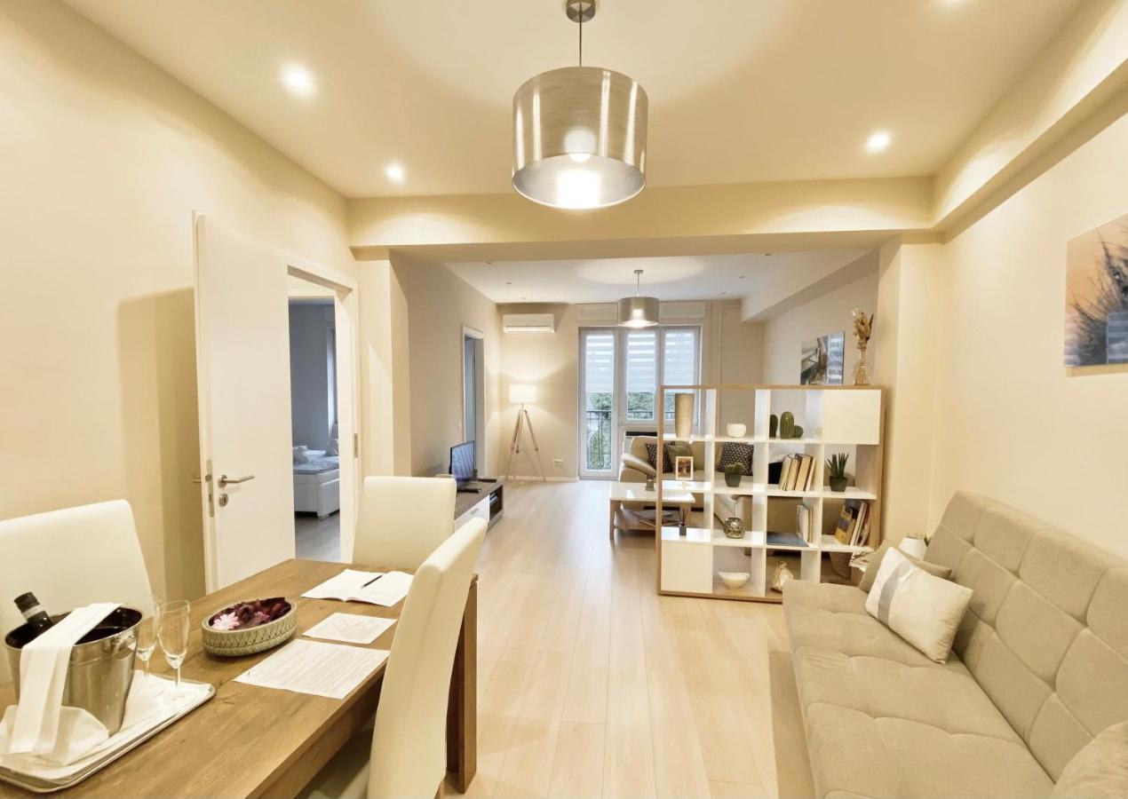 Budapest Hideout In Style With Free Parking - Luxury Apartment 외부 사진
